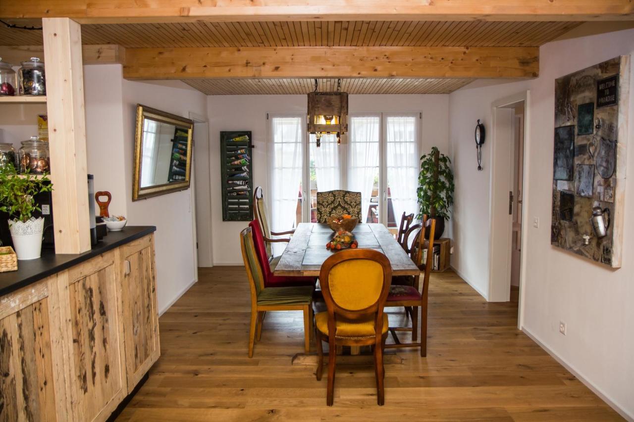 Conny'S B&B Niederweningen Esterno foto